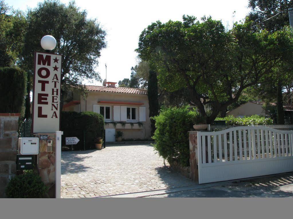 Athena Motel Saint Aygulf Exterior photo